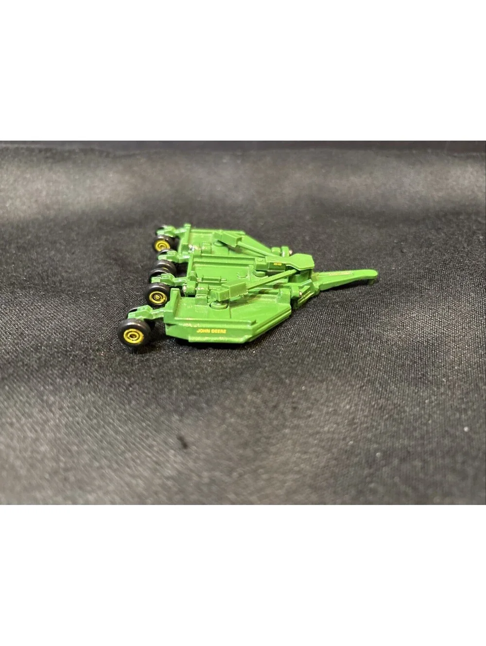 VTG Ertl John Deere 1618 Diecast Rotary Batwing Mower Implement Attachment Toy